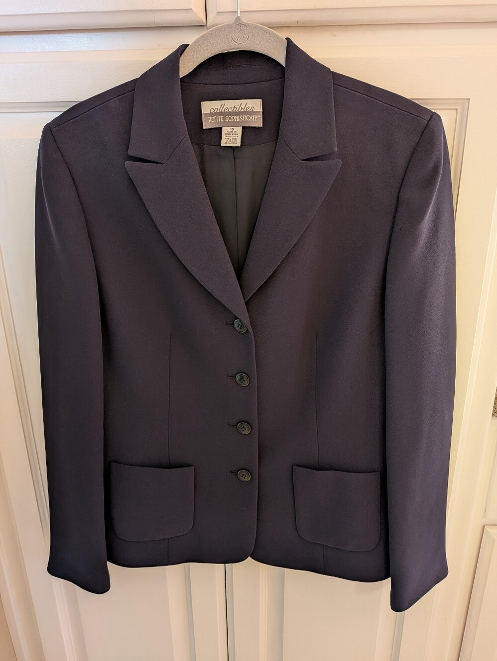 Collectibles Petite Sophisticate Classic Navy Blazer in Size 10